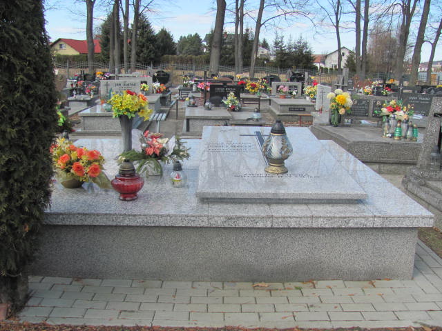 Grób Maria Szteliga