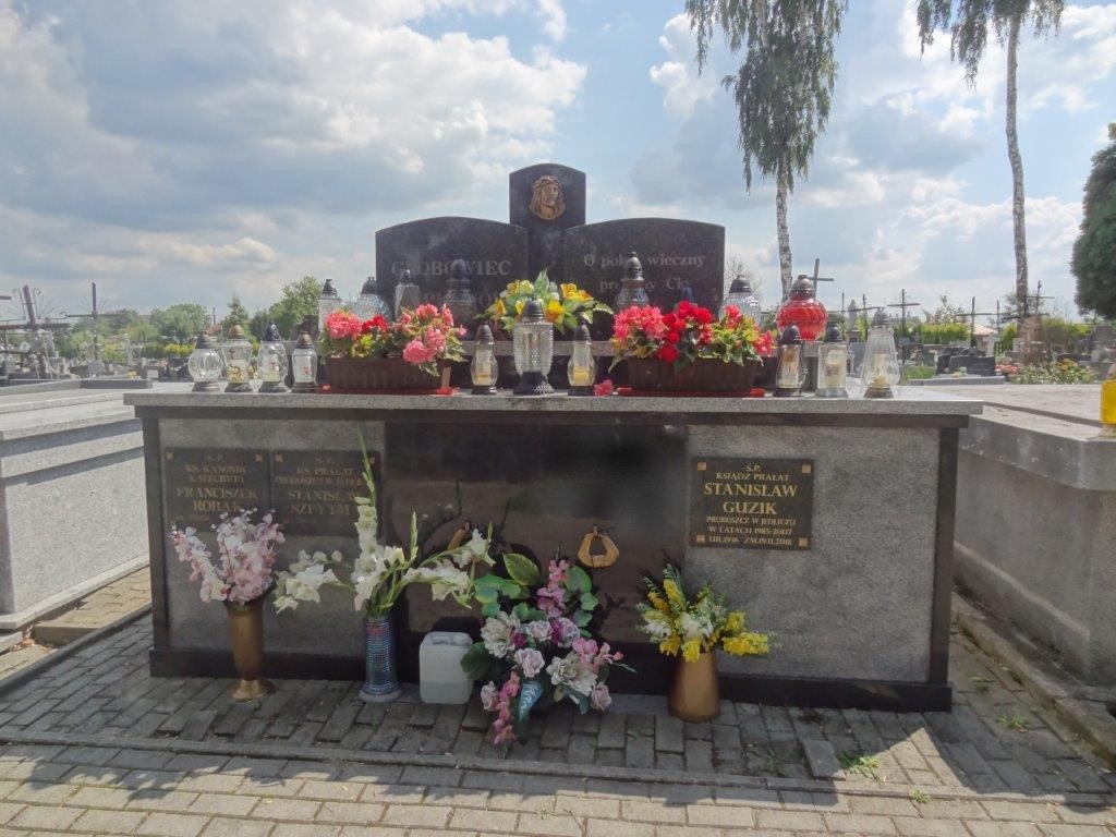 Grób Stanisław Szpytma