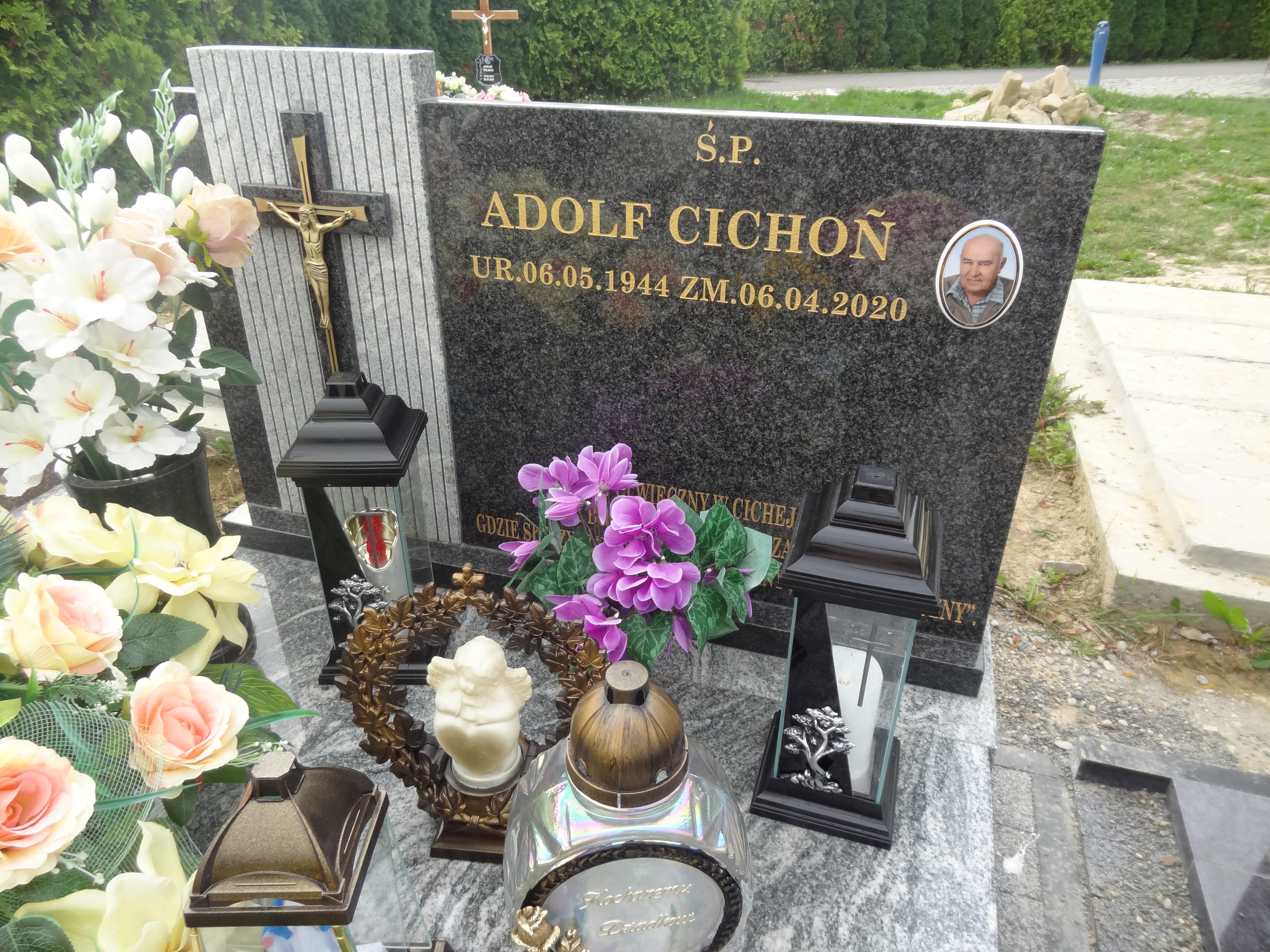 Grób Adolf Cichoń