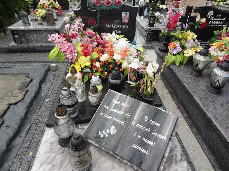 Małgorzata Flis 1967 Jedlicze i Potok - Grobonet - Wyszukiwarka osób pochowanych