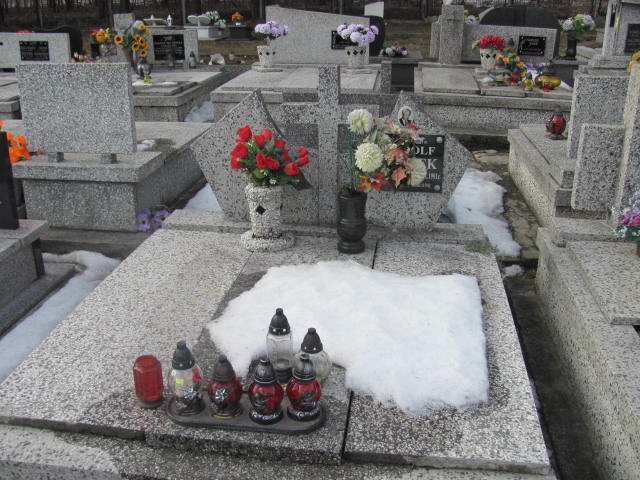 Grób Mirosława Bożek